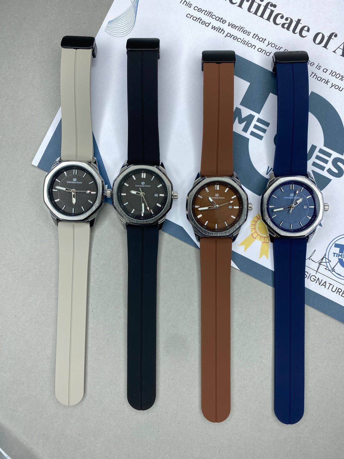 Affordable Luxury Silicone Rubber & Magnetic Lock Straps Watch