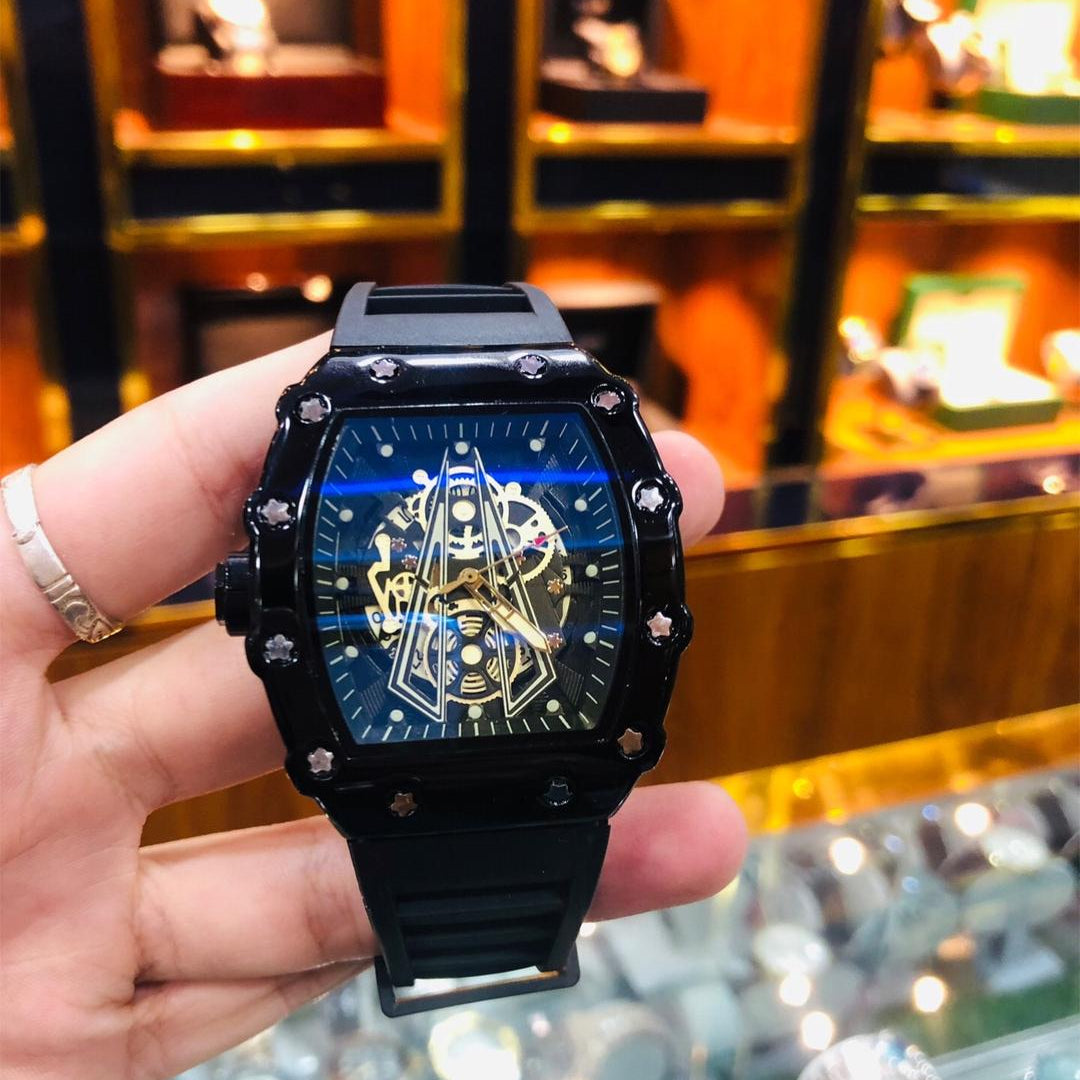PREMIUM BARELL SHAPE WATCH